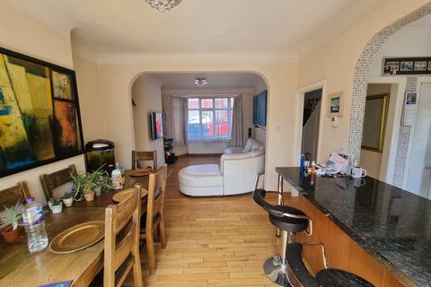 1 Abercorn Close, London, NW7 1JG