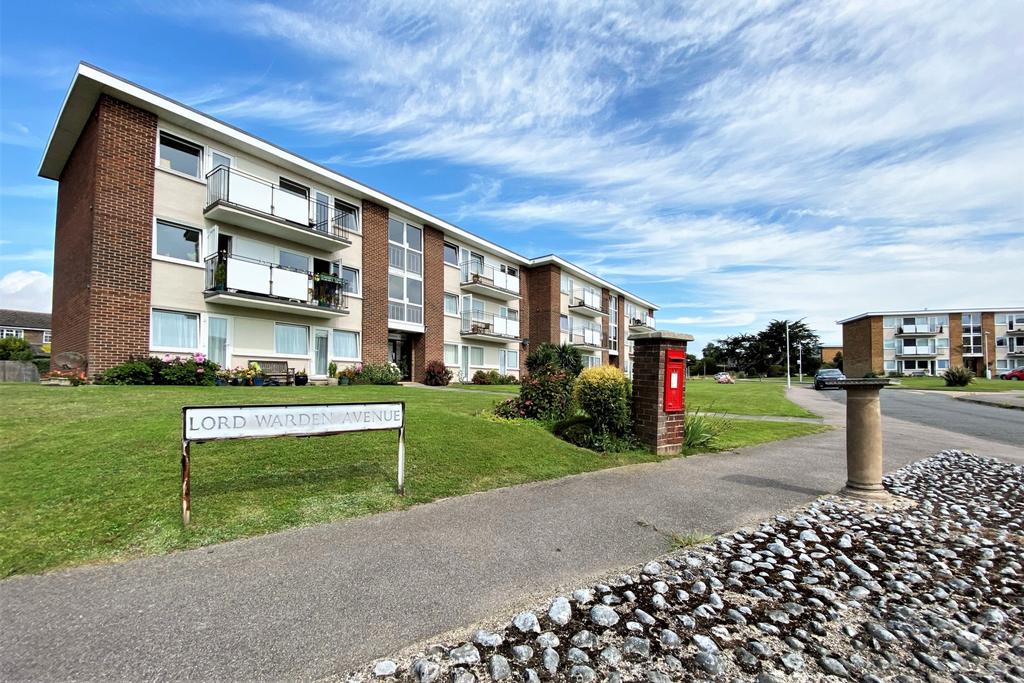 Lord Warden Avenue, Walmer, CT14 2 bed apartment £284,995