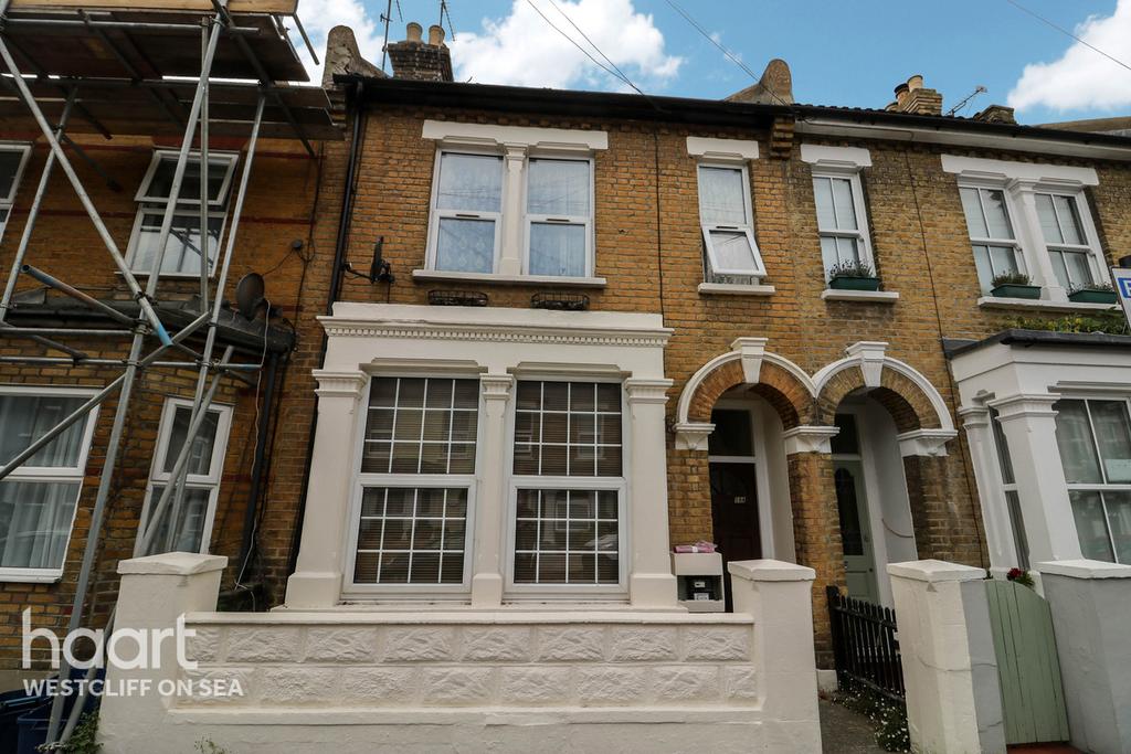 Gordon Road, SouthendOnSea 1 bed apartment £140,000