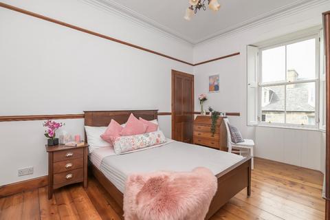 2 bedroom flat to rent, McLaren Terrace, Dalry, Edinburgh, EH11