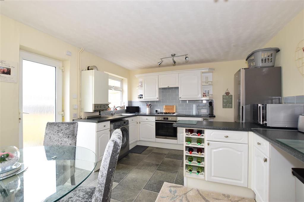 Hinton Road, Newport, Isle of Wight 3 bed terraced house £225,000