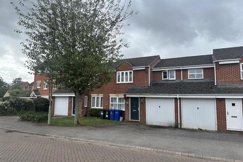 3 bedroom semi-detached house to rent, Bicester,  Oxfordshire,  OX26
