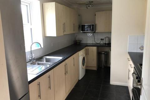 3 bedroom semi-detached house to rent, Bicester,  Oxfordshire,  OX26