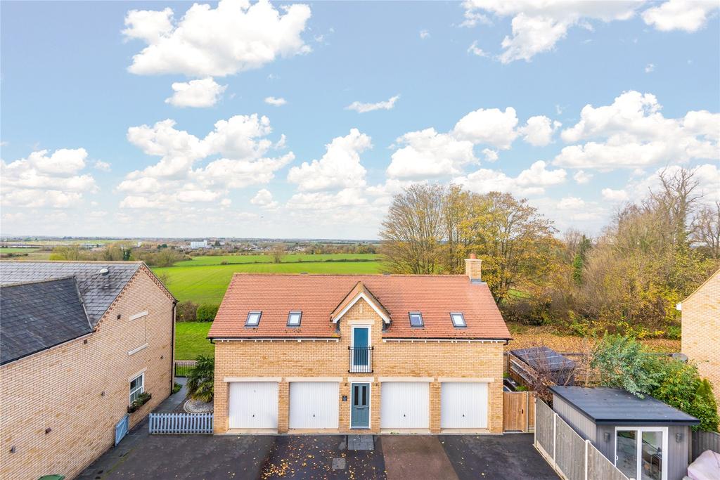 Hardy Way, Fairfield, Hitchin... 2 bed £325,000