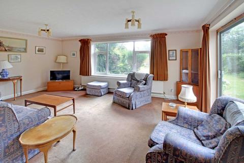 1 Belle Avenue, Reading, RG6 7BL