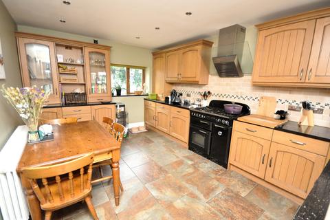Oak Tree Barn Hermit Hill, Wortley, Sheffield, S35 7DF
