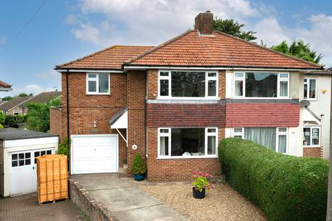 19 Ash Grove, Hemel Hempstead, HP3 9TL