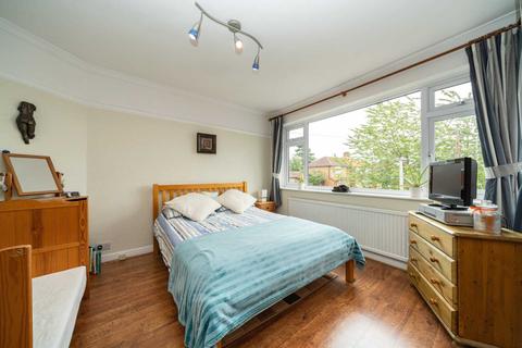 19 Ash Grove, Hemel Hempstead, HP3 9TL