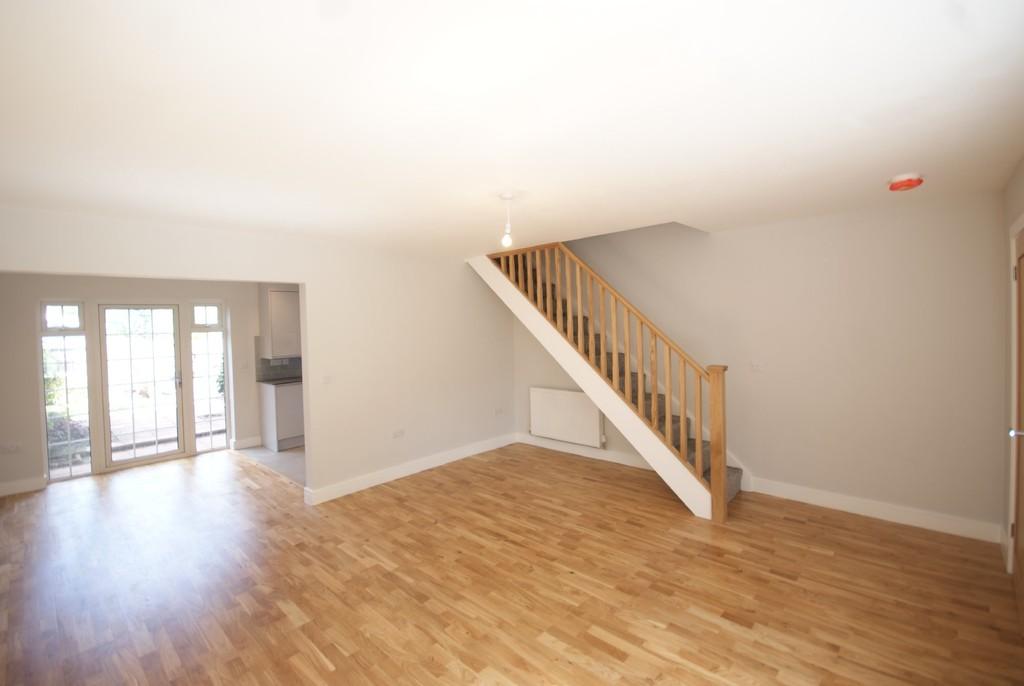 Farrington Crescent, Lincoln 4 bed terraced house £225,000