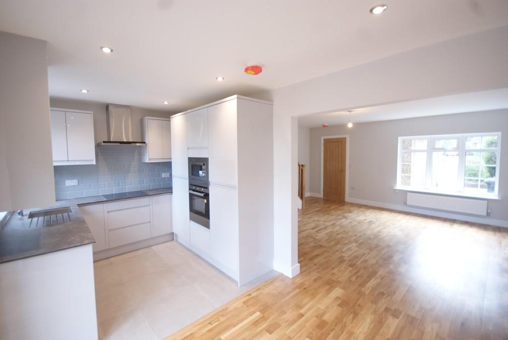 Farrington Crescent, Lincoln 4 bed terraced house £225,000