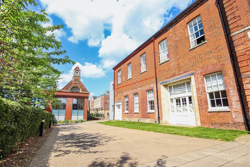Benjamin Gooch Way, Norwich 2 bed apartment £230,000