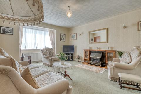 13 Cornwell Close, Redditch, B98 7TG