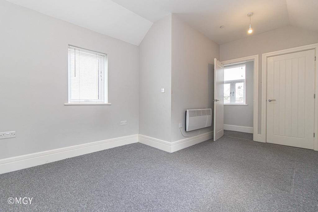 2, 372 North Road-10
