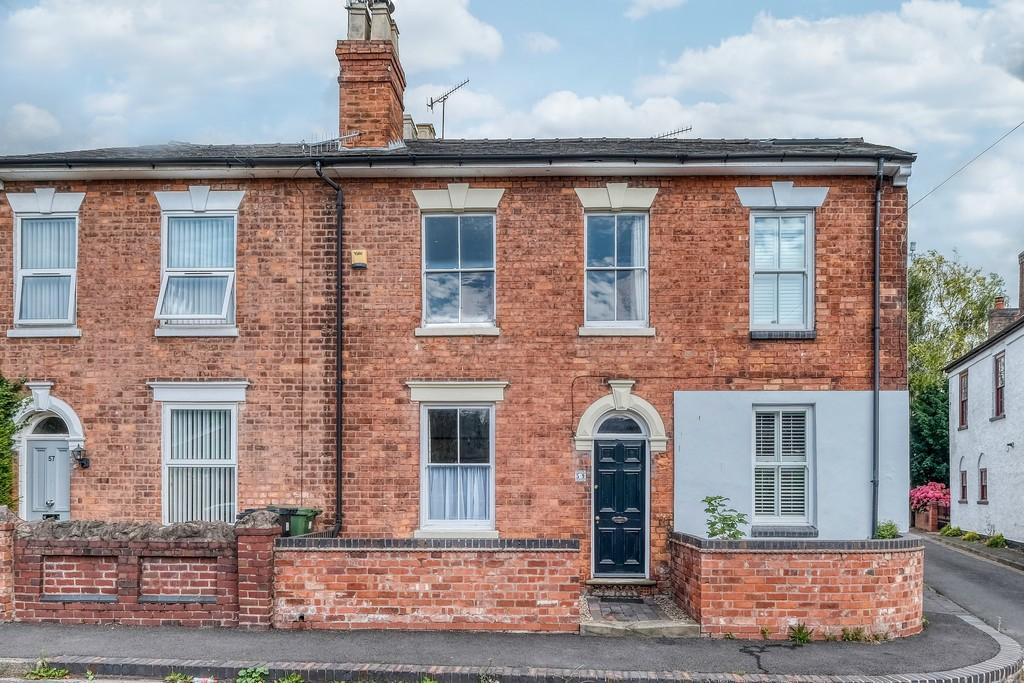 Fort Royal Hill, Worcester 3 bed terraced house £275,000