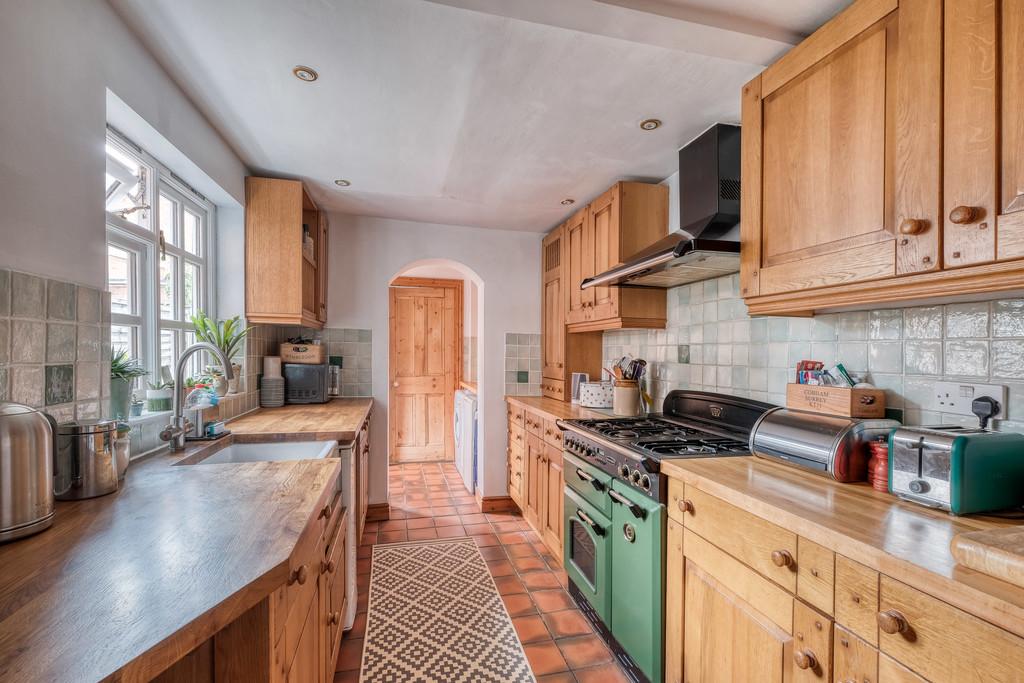 Fort Royal Hill, Worcester 3 bed terraced house £275,000