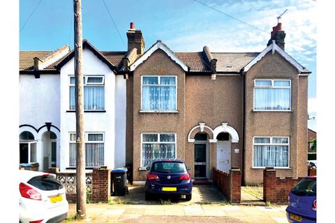 112 Durants Road, Enfield, EN3 7DQ