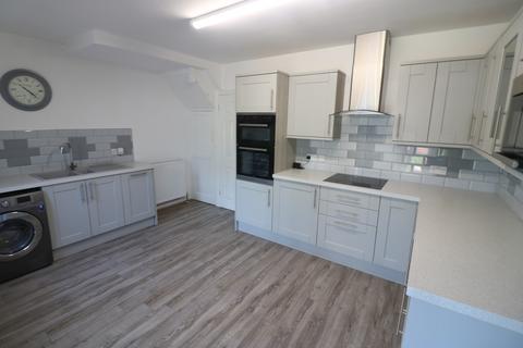 undefined, 196 Boothferry Road