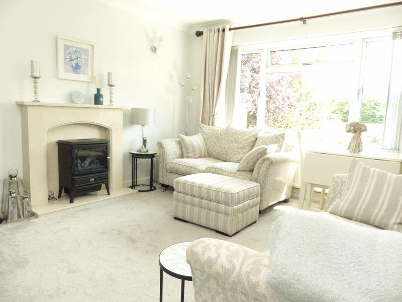 Wilkinson Close, Sutton Coldfield 2 bed £175,000