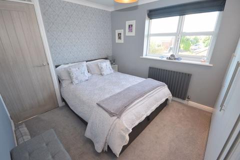 16 Newbury Close, Widnes, WA8 9YX