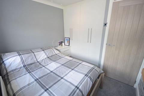 16 Newbury Close, Widnes, WA8 9YX