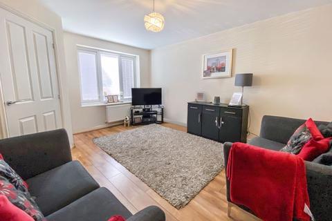 18 Sunliner Way, South Ockendon, RM15 5FS