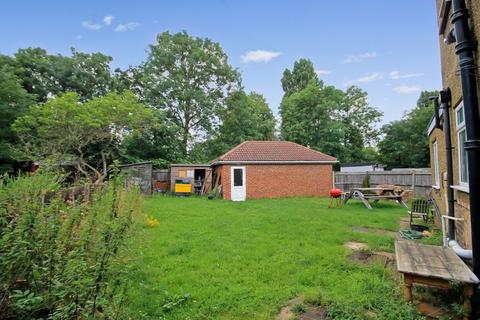 52 Princes Avenue, Greenford, UB6 9BT