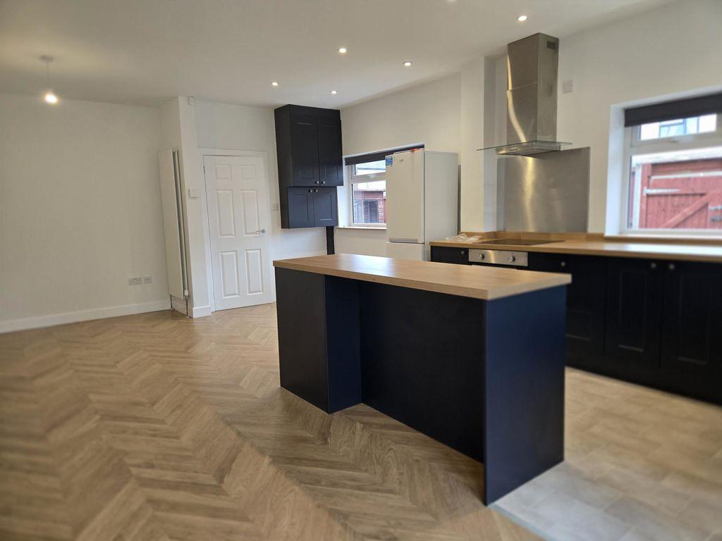 Reverse view kitchen