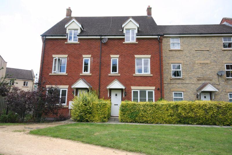Beamont Walk, Coopers Edge, Gloucester 3 bed terraced house £125,000