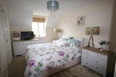 66 Beamont Walk, Brockworth, Gloucester, GL3 4BL