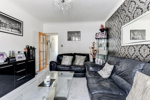 42a Victory Road, Horsham, RH12 2JF