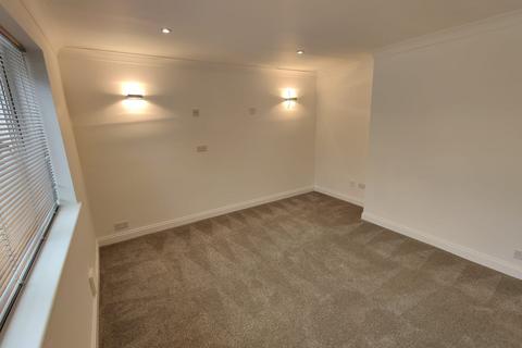 3 bedroom terraced house to rent, Maidenhead SL6
