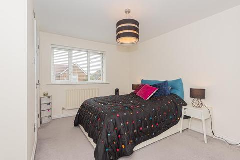 40 Coppard Gardens, Chessington, KT9 2GE