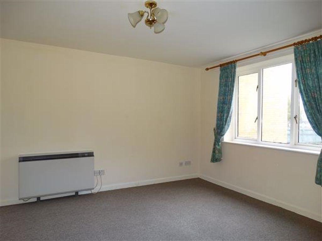 Admiral House, Rivergate PE1 1ES 2 bed flat £650 pcm (£150 pw)