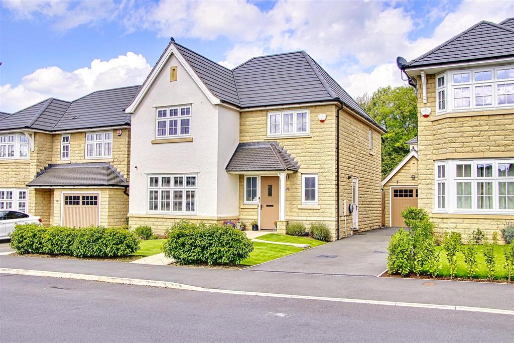 Bletchley Way, Horsforth 4 bed detached house £575,000
