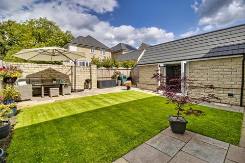 22 Bletchley Way, Horsforth, Leeds, LS18 4FZ