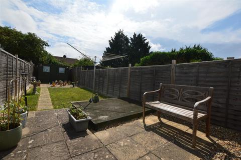 34 Cornwall Avenue, Slough, SL2 1AZ