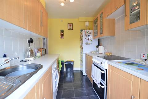 34 Cornwall Avenue, Slough, SL2 1AZ