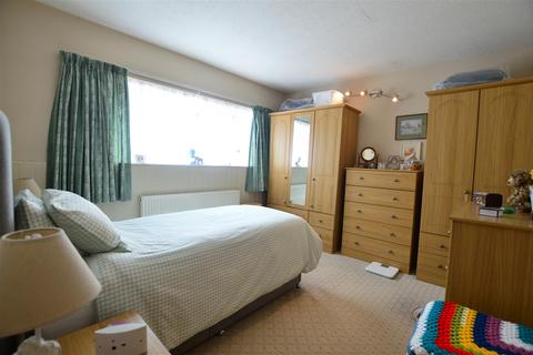 34 Cornwall Avenue, Slough, SL2 1AZ
