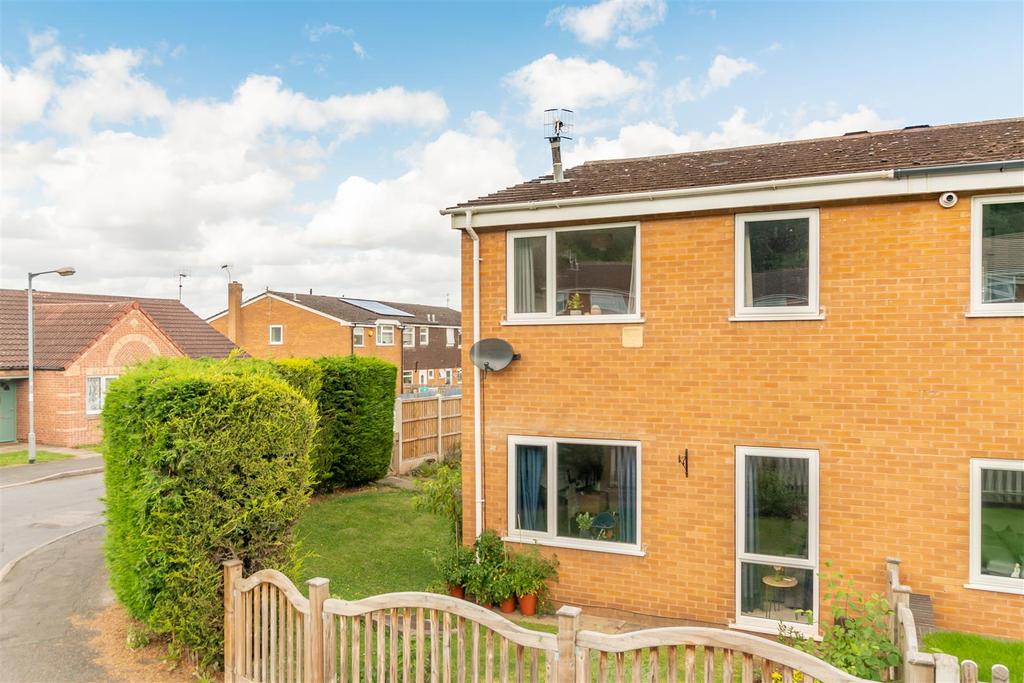 Marlwood, Cotgrave, Nottingham 4 bed semidetached house £190,000