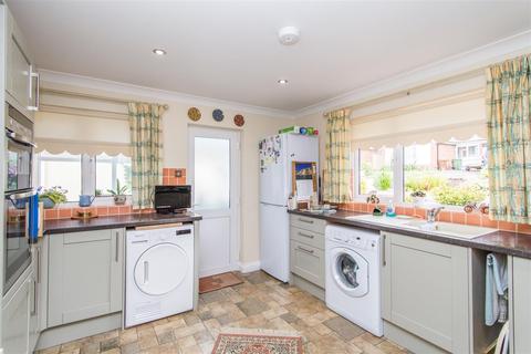 3 Creedy Road, Crediton, EX17 1EW