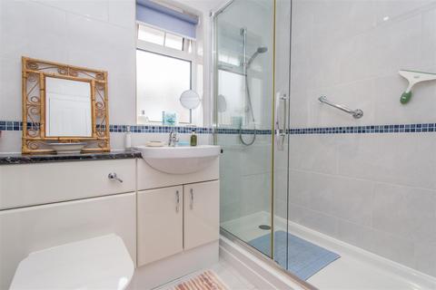 3 Creedy Road, Crediton, EX17 1EW
