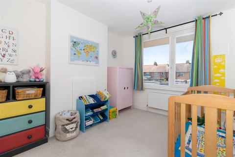 11 Shandon Road, Worthing, BN14 9DY