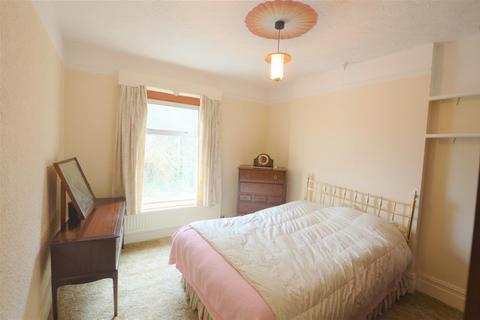 10 Bryncethin Road, Garnant, Ammanford, SA18 1YP