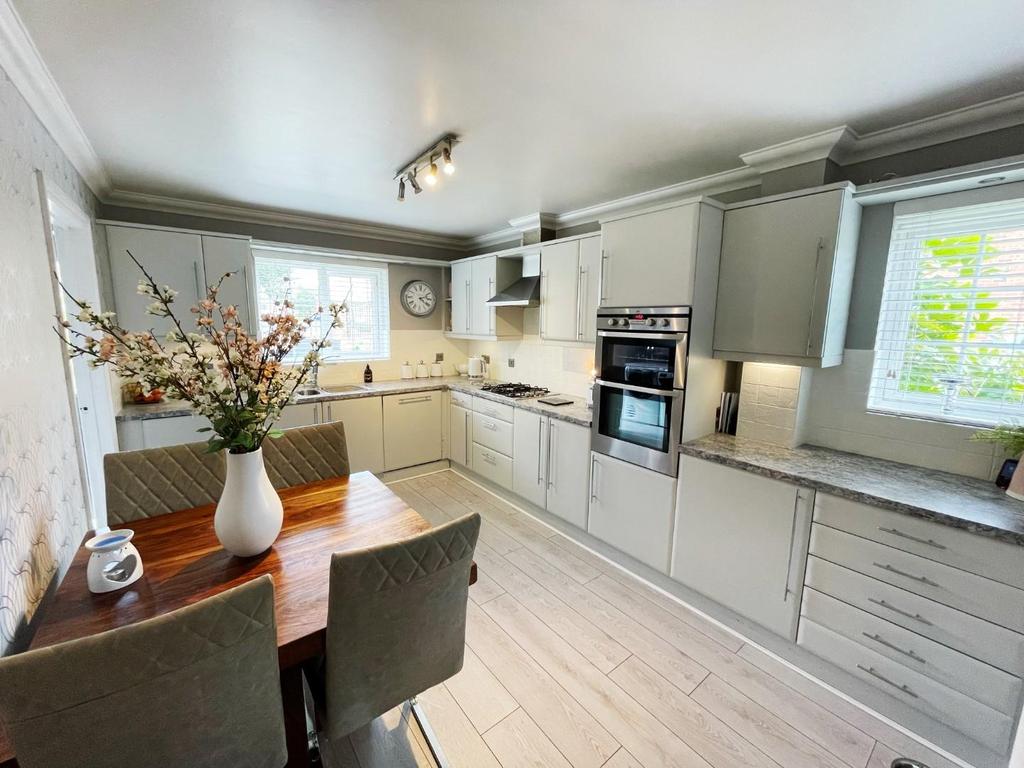 Studley Drive, Spennymoor 4 bed detached house £285,000