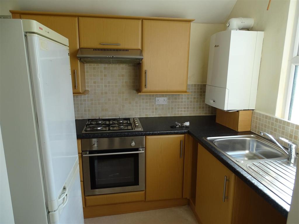 Zetland Road Top Floor Flat Redland... 1 bed detached house £825