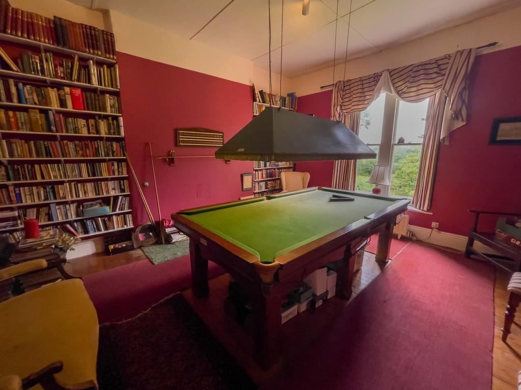 Billiard Room / Bedroom 4