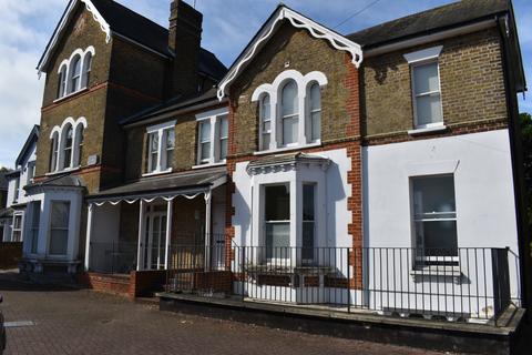 1 bedroom flat to rent, St Peters Road, Broadstairs, CT10