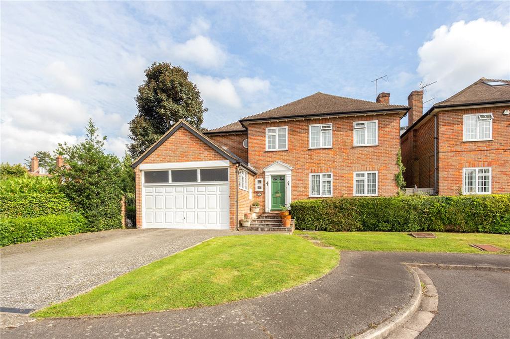 Foxdell, Northwood, Middlesex, HA6 4 bed detached house £1,250,000