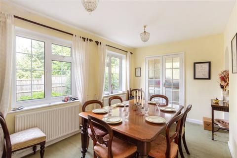 8 Foxdell, Northwood, HA6 2BU