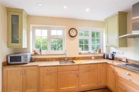 8 Foxdell, Northwood, HA6 2BU